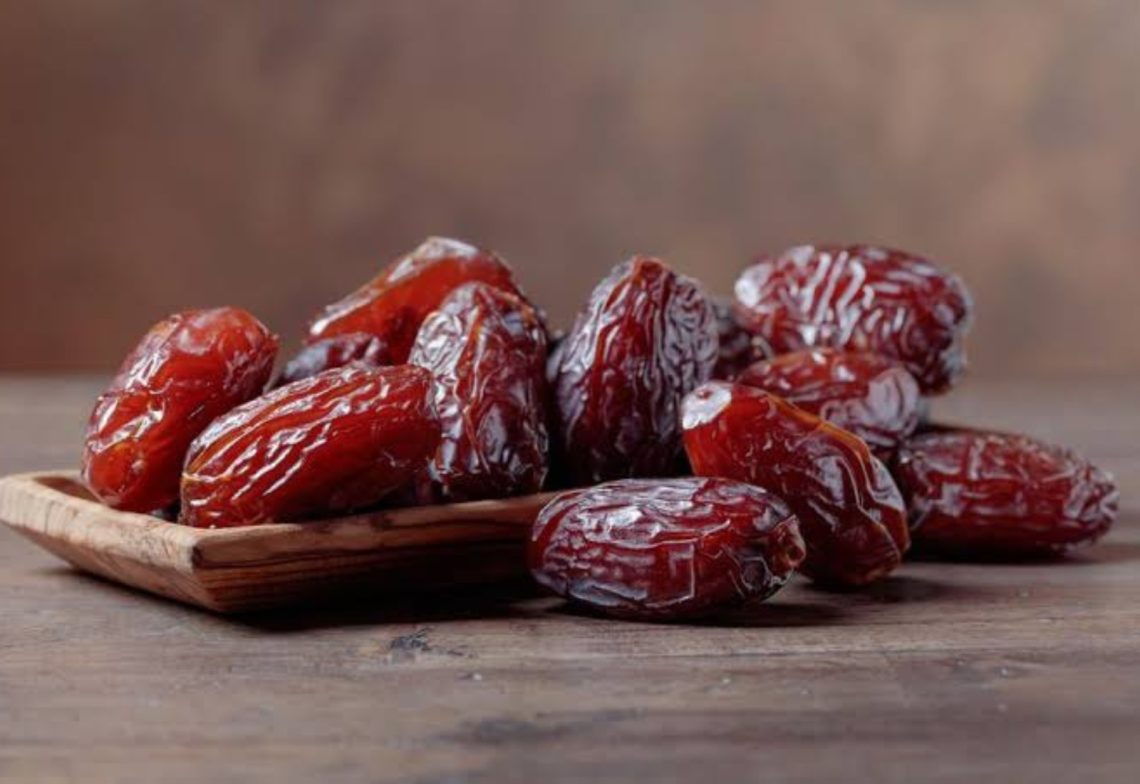 Beyond Mirror - Nutrition and Wellness - 10 Super Food - Dates